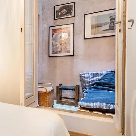 Apartment Coquet Typique Du Panier Marseille